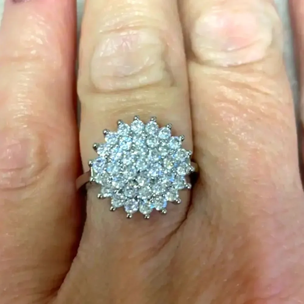 Labies Celeb style Lotus Seed Shape Simulated Diamond Flower Wedding Ring sz8